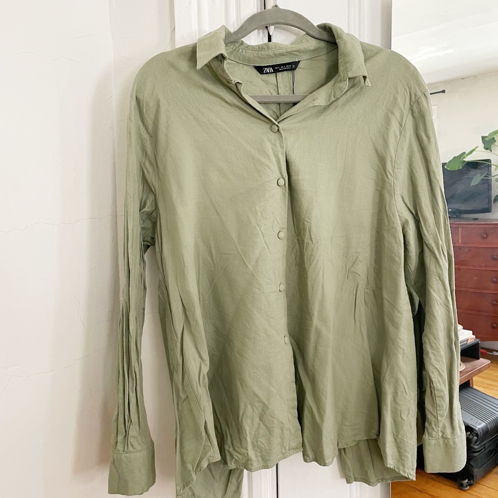 Zara Back Open Shirt - Picture 2 of 6